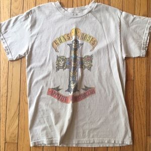 Brandy Melville - Guns n’ roses Graphic Tee